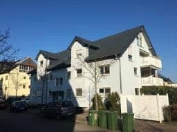 Prenájom bytu 4-izbový 105 m², Brühl, Bádensko-Wurttembersko Prenájom bytu 4-izbový 105 m², Brühl, Bádensko-Wurttembersko