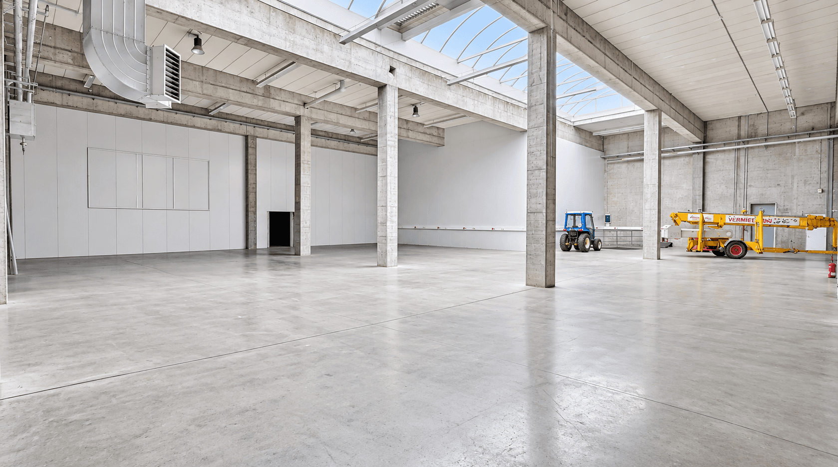 Prenájom nebytového priestoru 22.000 m², Steinbergstr. 3, Leipzig OT Holzhausen, Sasko Prenájom nebytového priestoru 22.000 m², Steinbergstr. 3, Leipzig OT Holzhausen, Sasko