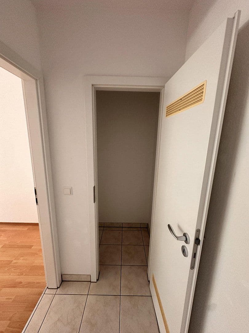 Prenájom bytu 3-izbový 70 m², Herdweg 2, Erlenbach, Bádensko-Wurttembersko Prenájom bytu 3-izbový 70 m², Herdweg 2, Erlenbach, Bádensko-Wurttembersko