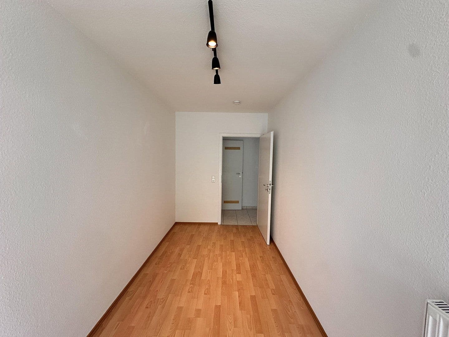 Prenájom bytu 3-izbový 70 m², Herdweg 2, Erlenbach, Bádensko-Wurttembersko Prenájom bytu 3-izbový 70 m², Herdweg 2, Erlenbach, Bádensko-Wurttembersko