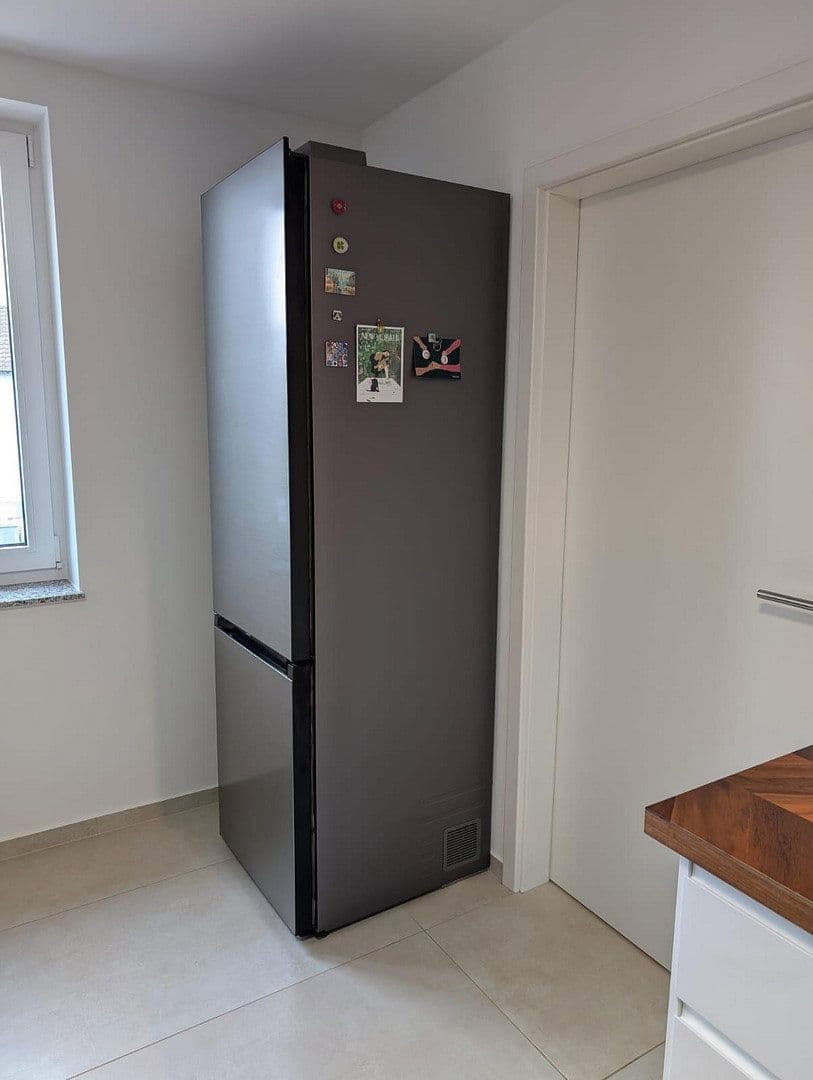 Prenájom bytu 3-izbový 86 m², Hirschäckerstraße 2, Karlsruhe, Bádensko-Wurttembersko Prenájom bytu 3-izbový 86 m², Hirschäckerstraße 2, Karlsruhe, Bádensko-Wurttembersko