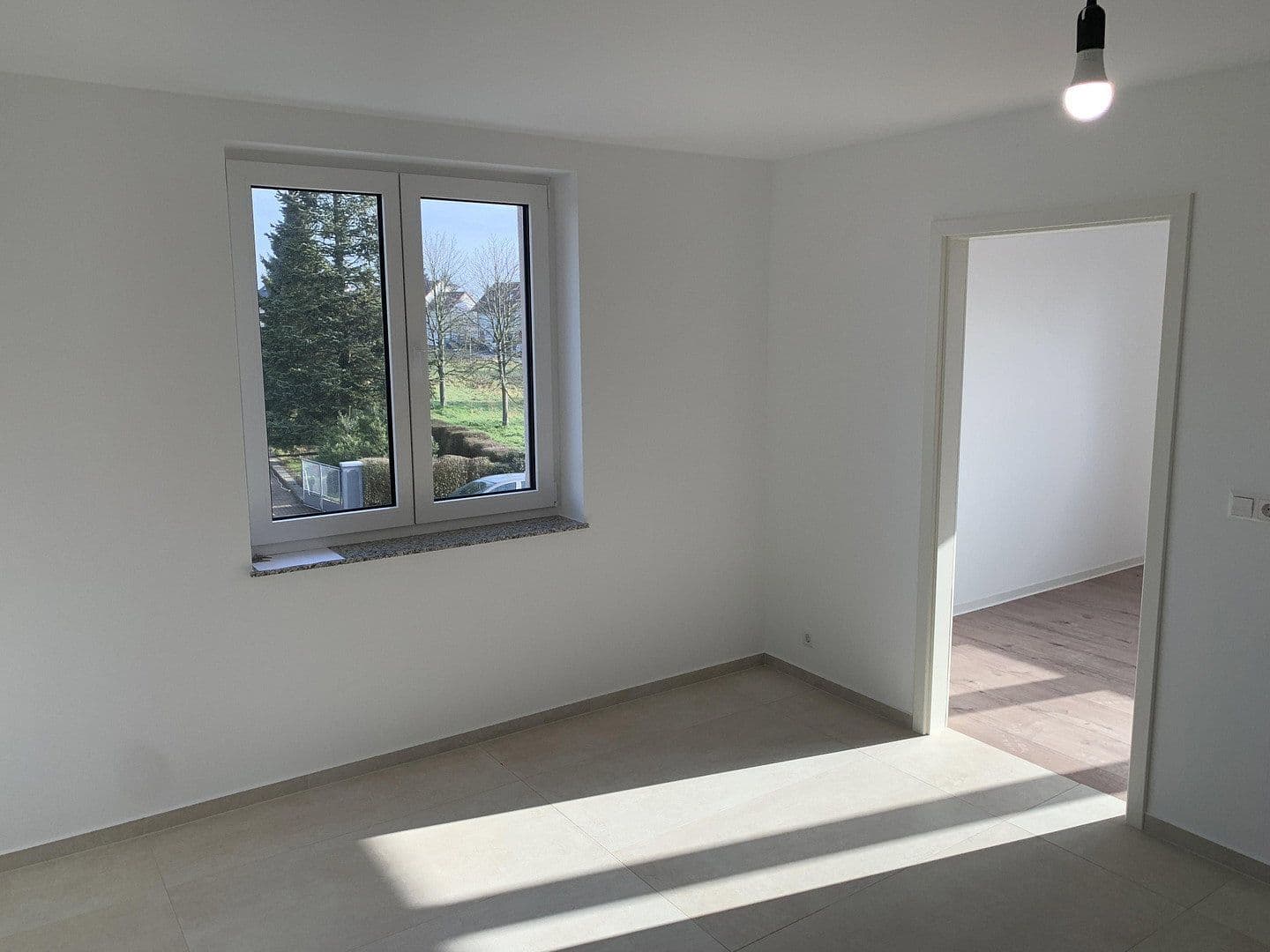 Prenájom bytu 3-izbový 86 m², Hirschäckerstraße 2, Karlsruhe, Bádensko-Wurttembersko Prenájom bytu 3-izbový 86 m², Hirschäckerstraße 2, Karlsruhe, Bádensko-Wurttembersko