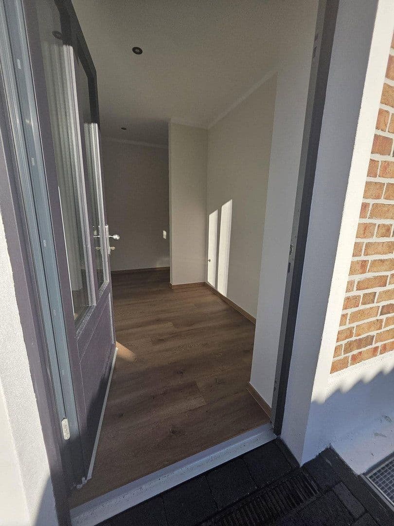 Prenájom bytu 4-izbový 122 m², Hamburg, Hamburg Prenájom bytu 4-izbový 122 m², Hamburg, Hamburg