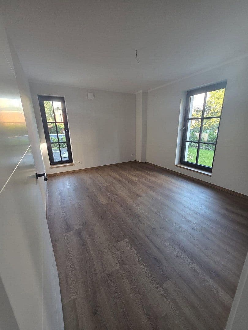 Prenájom bytu 4-izbový 122 m², Hamburg, Hamburg Prenájom bytu 4-izbový 122 m², Hamburg, Hamburg