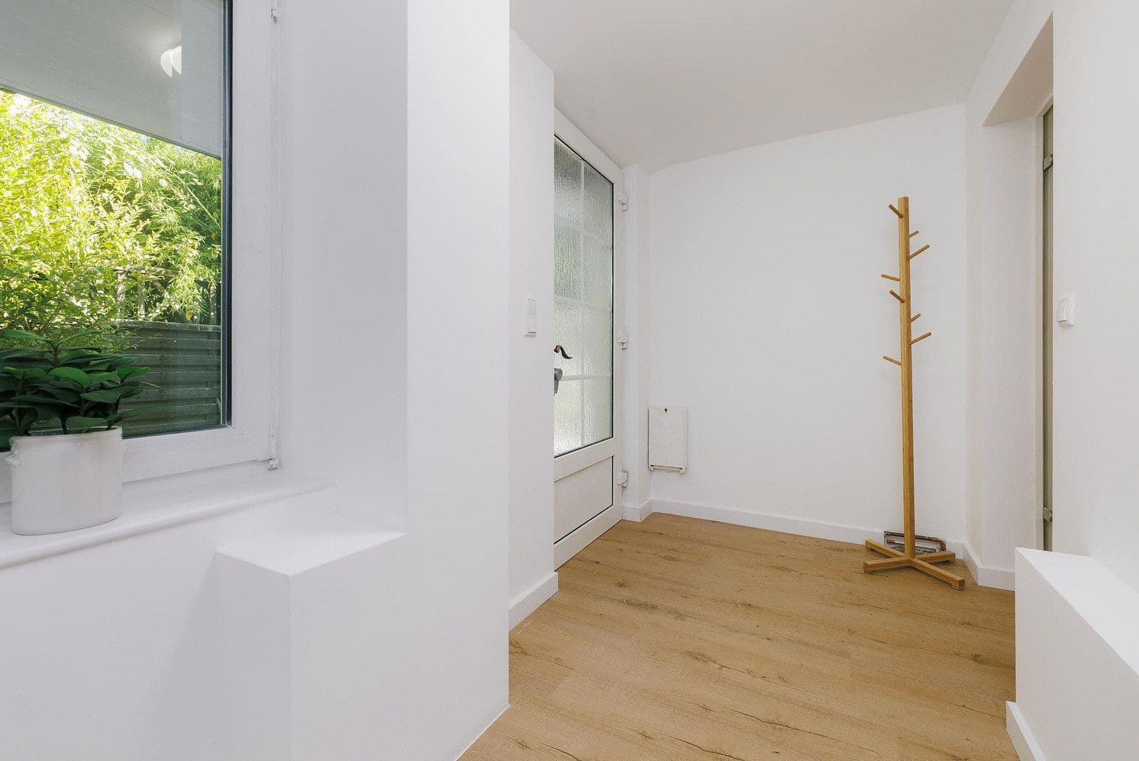 Predaj domu 104 m², pozemok 1.140 m², Falkensee, Brandenbursko Predaj domu 104 m², pozemok 1.140 m², Falkensee, Brandenbursko