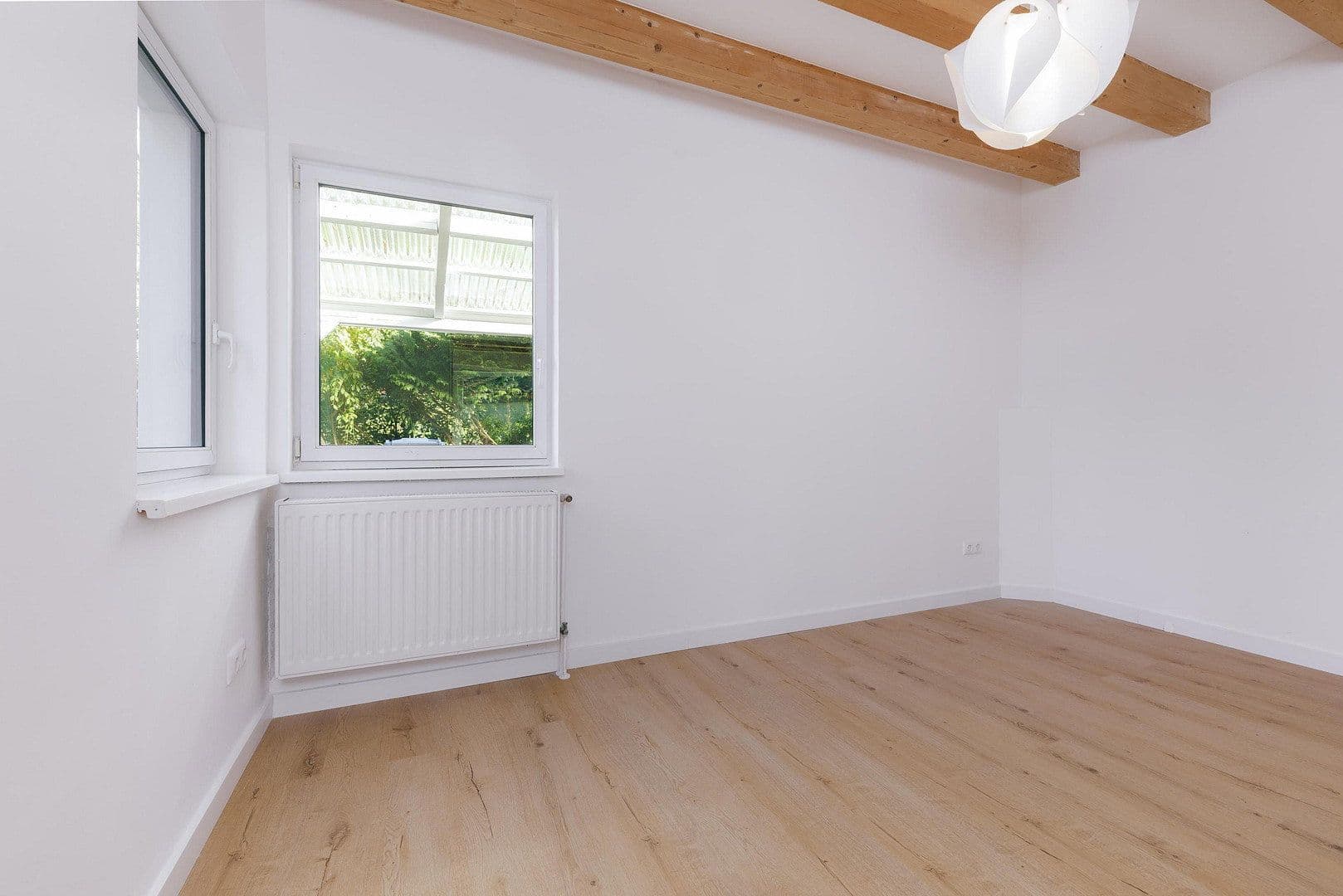 Predaj domu 104 m², pozemok 1.140 m², Falkensee, Brandenbursko Predaj domu 104 m², pozemok 1.140 m², Falkensee, Brandenbursko