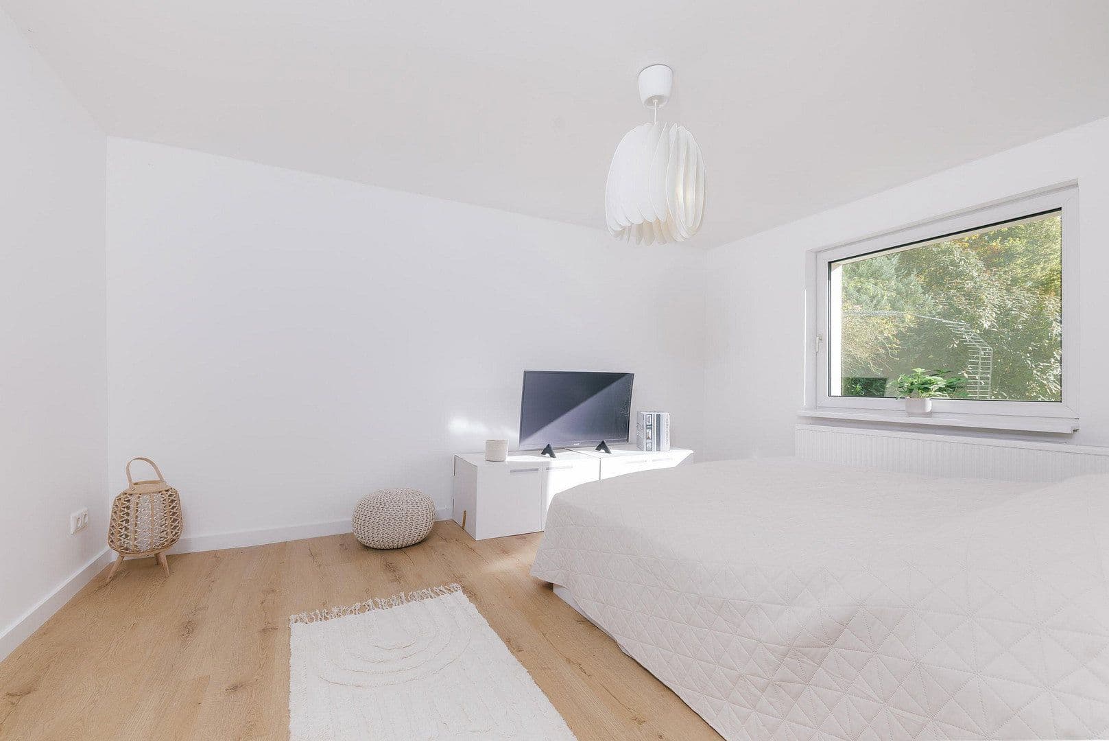 Predaj domu 104 m², pozemok 1.140 m², Falkensee, Brandenbursko Predaj domu 104 m², pozemok 1.140 m², Falkensee, Brandenbursko