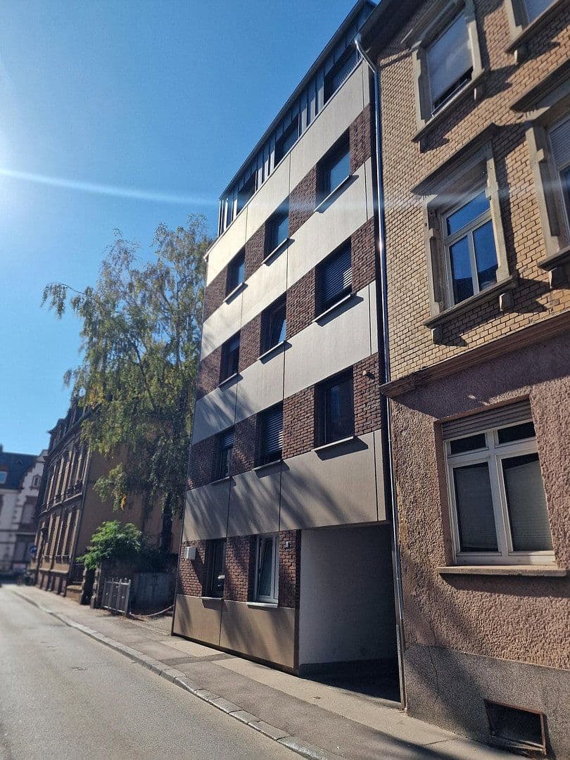 Prenájom bytu 3-izbový 84 m², Wallstraße 8, Trier, Porýnie-Falcko Prenájom bytu 3-izbový 84 m², Wallstraße 8, Trier, Porýnie-Falcko