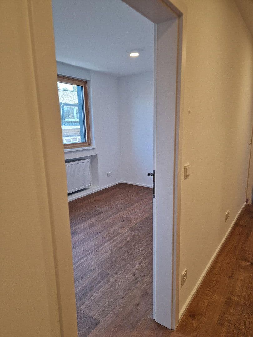 Prenájom bytu 3-izbový 84 m², Wallstraße 8, Trier, Porýnie-Falcko Prenájom bytu 3-izbový 84 m², Wallstraße 8, Trier, Porýnie-Falcko