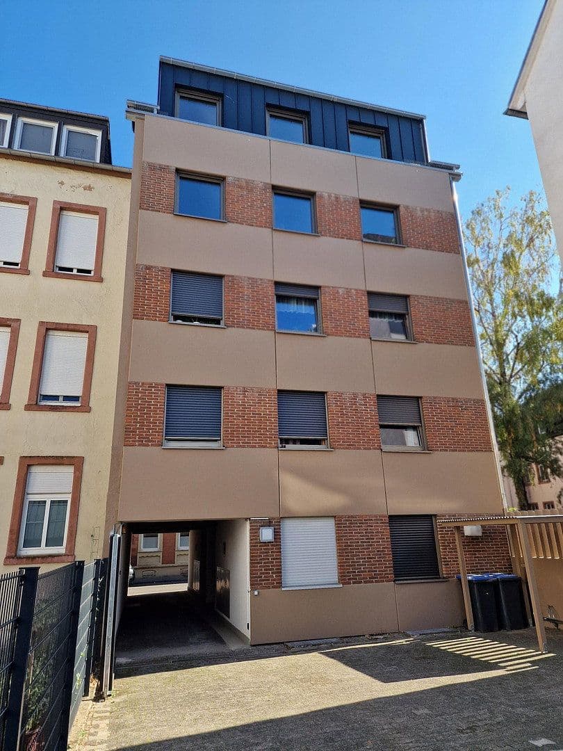 Prenájom bytu 3-izbový 84 m², Wallstraße 8, Trier, Porýnie-Falcko Prenájom bytu 3-izbový 84 m², Wallstraße 8, Trier, Porýnie-Falcko