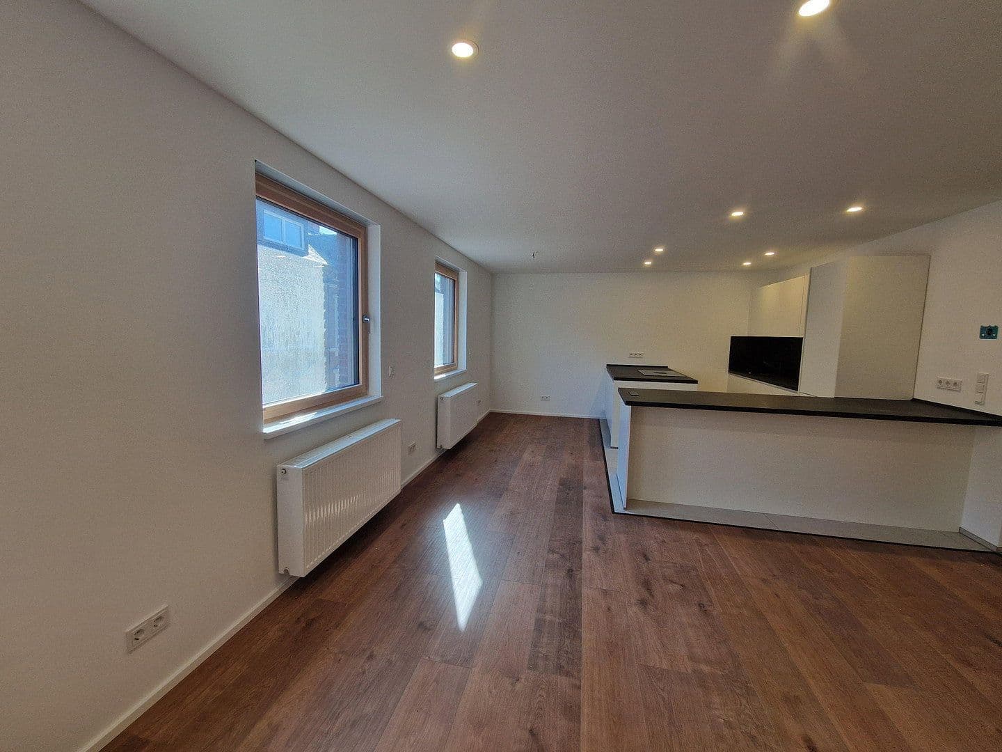Prenájom bytu 3-izbový 84 m², Wallstraße 8, Trier, Porýnie-Falcko Prenájom bytu 3-izbový 84 m², Wallstraße 8, Trier, Porýnie-Falcko