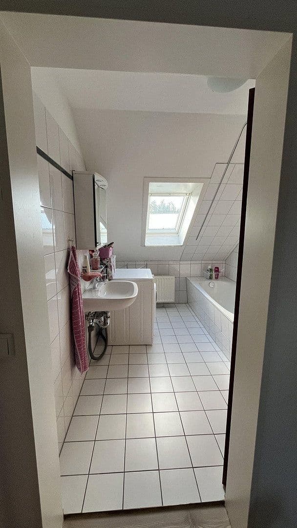 Prenájom bytu 1-izbový 50 m², Salamancaweg 6, Hannover, Dolné Sasko Prenájom bytu 1-izbový 50 m², Salamancaweg 6, Hannover, Dolné Sasko