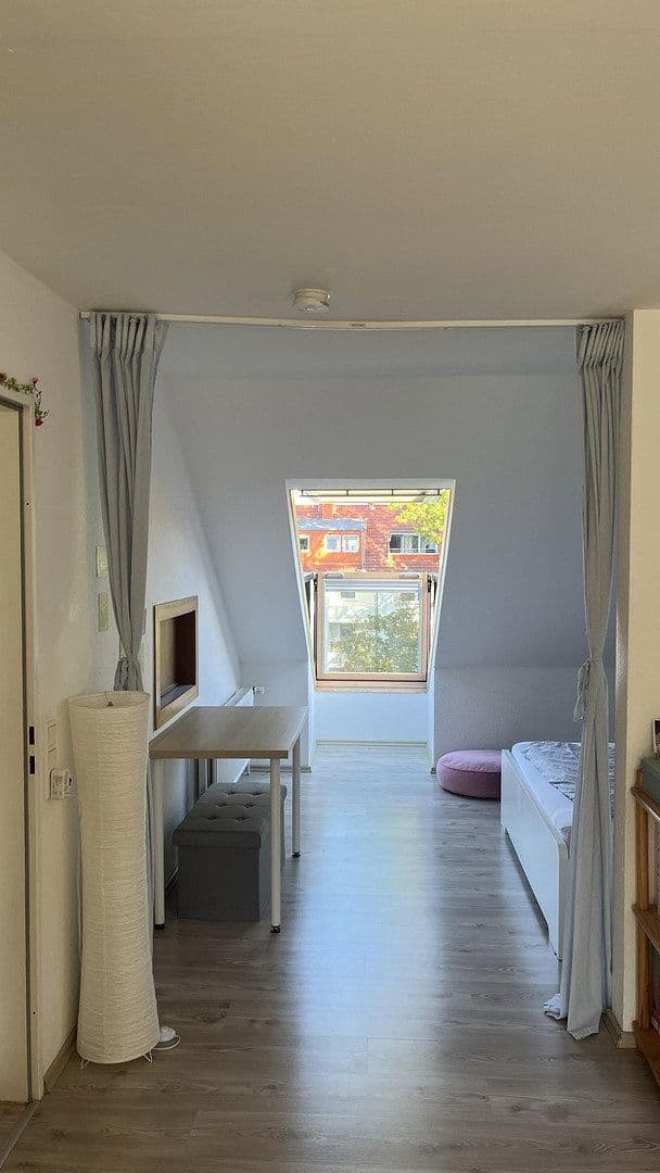 Prenájom bytu 1-izbový 50 m², Salamancaweg 6, Hannover, Dolné Sasko Prenájom bytu 1-izbový 50 m², Salamancaweg 6, Hannover, Dolné Sasko