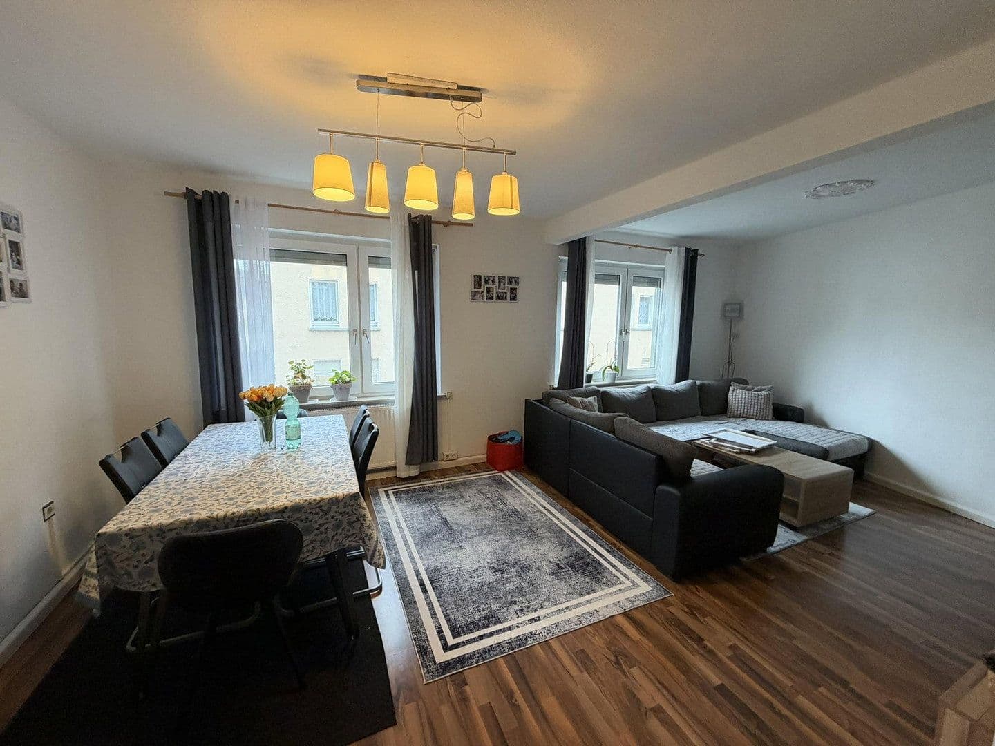 Prenájom bytu 2-izbový 55 m², Kirchplatz 12, Solingen, Severné Porýnie - Westfálsko Prenájom bytu 2-izbový 55 m², Kirchplatz 12, Solingen, Severné Porýnie - Westfálsko