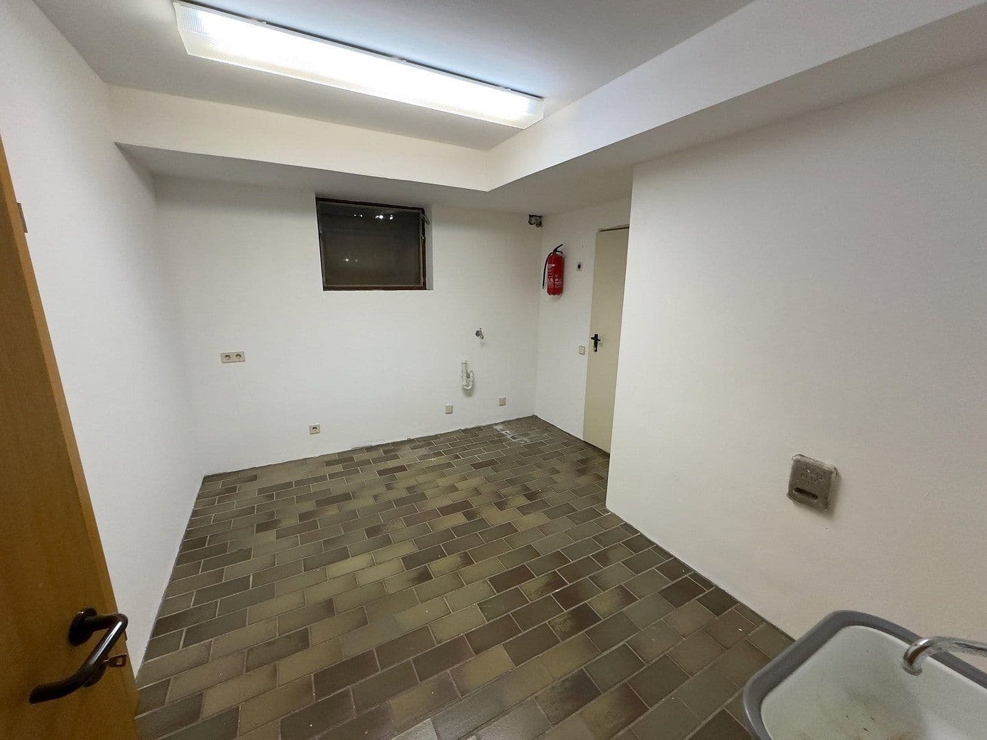 Prenájom domu 210 m², pozemok 790 m², Wesseling, Severné Porýnie - Westfálsko Prenájom domu 210 m², pozemok 790 m², Wesseling, Severné Porýnie - Westfálsko
