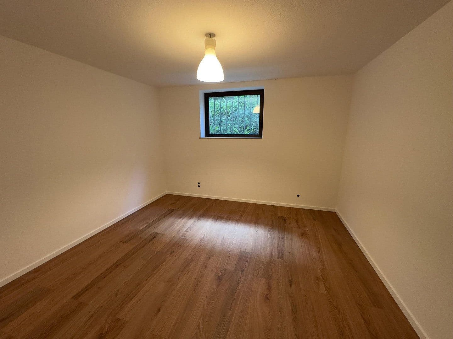 Prenájom domu 210 m², pozemok 790 m², Wesseling, Severné Porýnie - Westfálsko Prenájom domu 210 m², pozemok 790 m², Wesseling, Severné Porýnie - Westfálsko