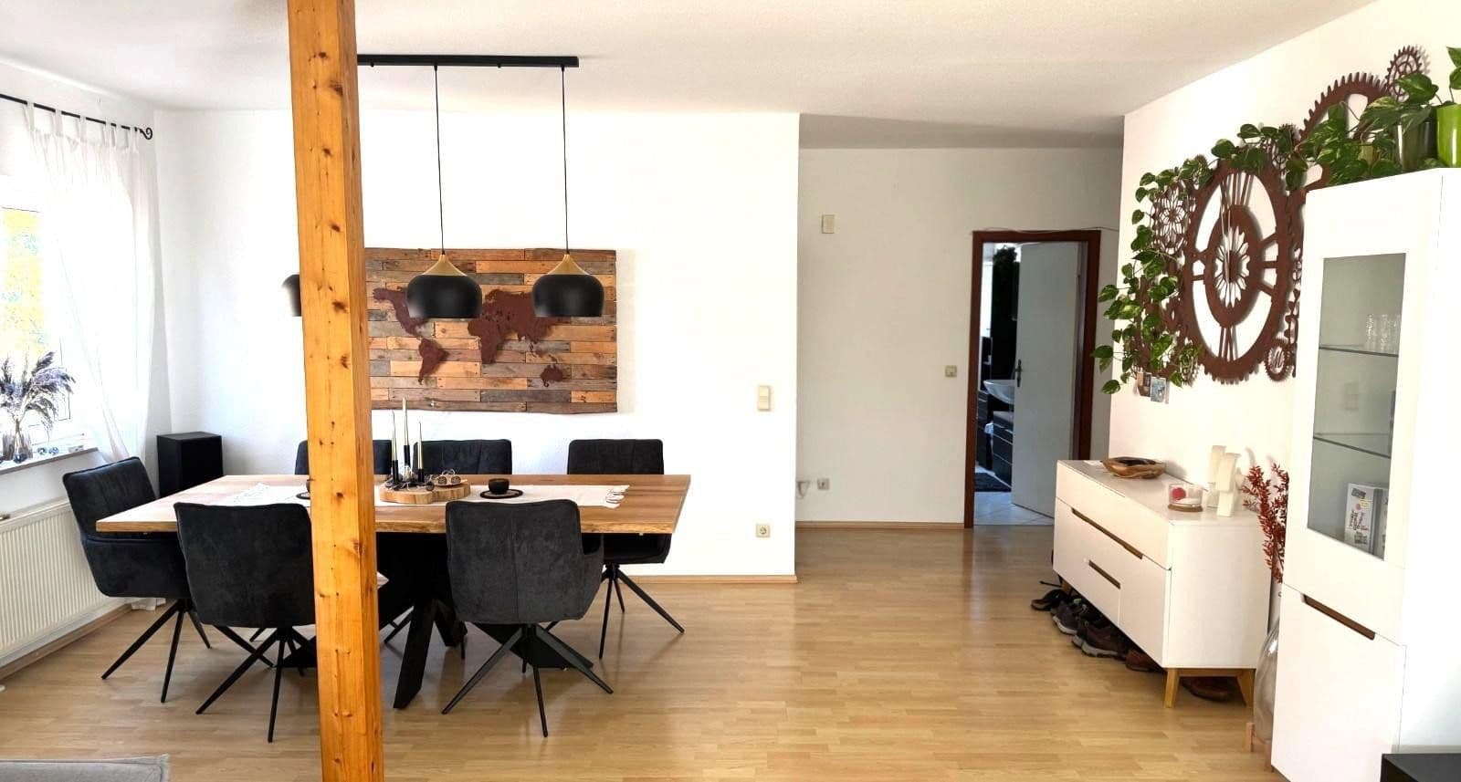 Prenájom bytu 4-izbový 100 m², Heilberscheid, Porýnie-Falcko Prenájom bytu 4-izbový 100 m², Heilberscheid, Porýnie-Falcko