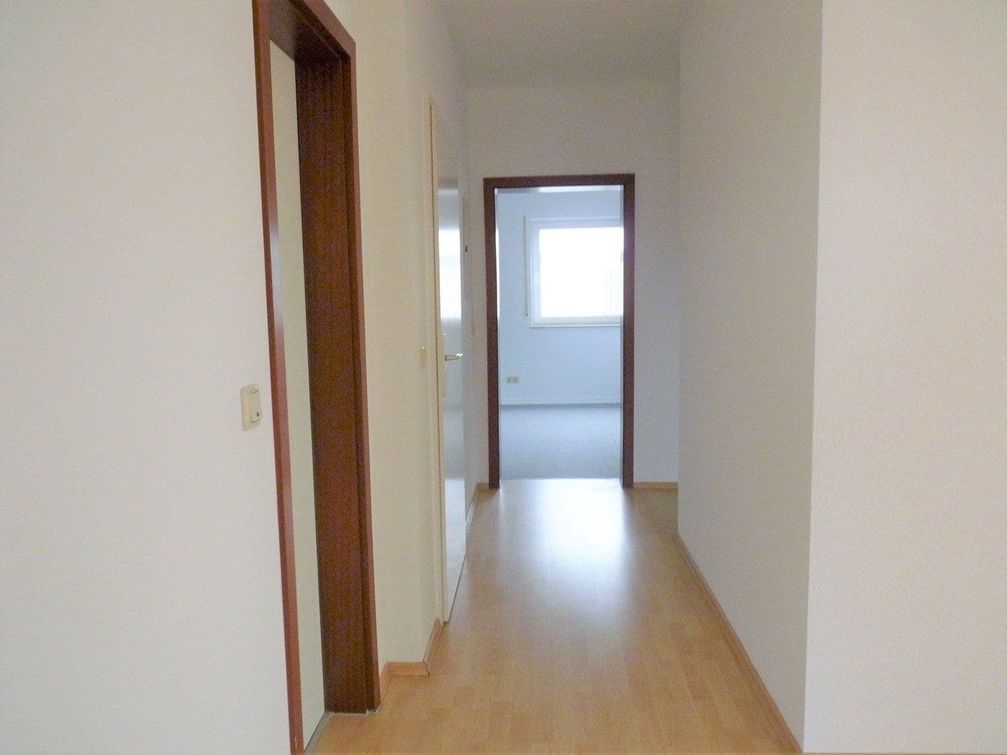 Prenájom bytu 4-izbový 100 m², Heilberscheid, Porýnie-Falcko Prenájom bytu 4-izbový 100 m², Heilberscheid, Porýnie-Falcko