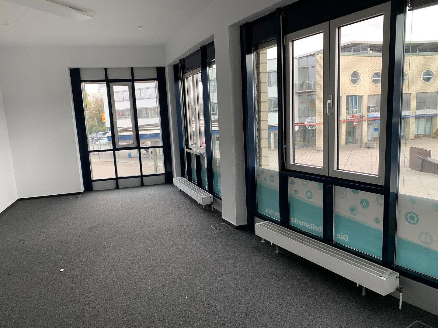 Prenájom kancelárie 124 m², Bahnhofsplatz 2, Bietigheim-Bissingen, Bádensko-Wurttembersko Prenájom kancelárie 124 m², Bahnhofsplatz 2, Bietigheim-Bissingen, Bádensko-Wurttembersko