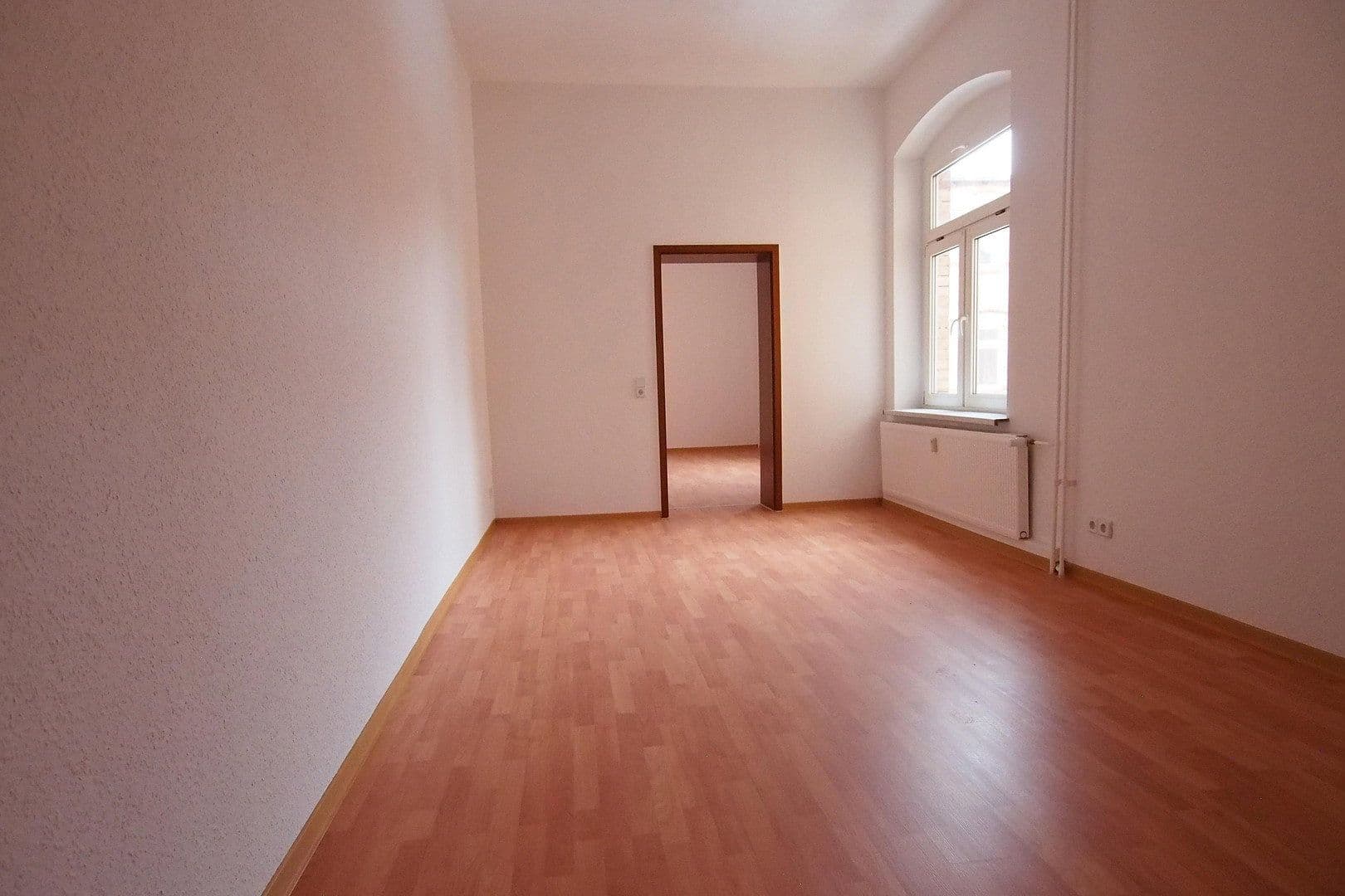 Prenájom bytu 3-izbový 81 m², Sagisdorfer Straße 7, Halle, Sasko-Anhaltsko Prenájom bytu 3-izbový 81 m², Sagisdorfer Straße 7, Halle, Sasko-Anhaltsko