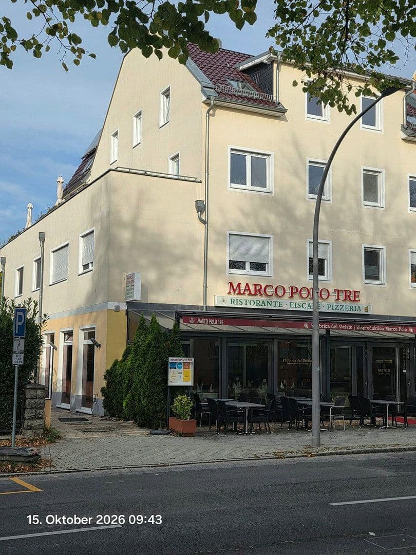 Prenájom bytu 4-izbový 126 m², Berlin, Berlín Prenájom bytu 4-izbový 126 m², Berlin, Berlín