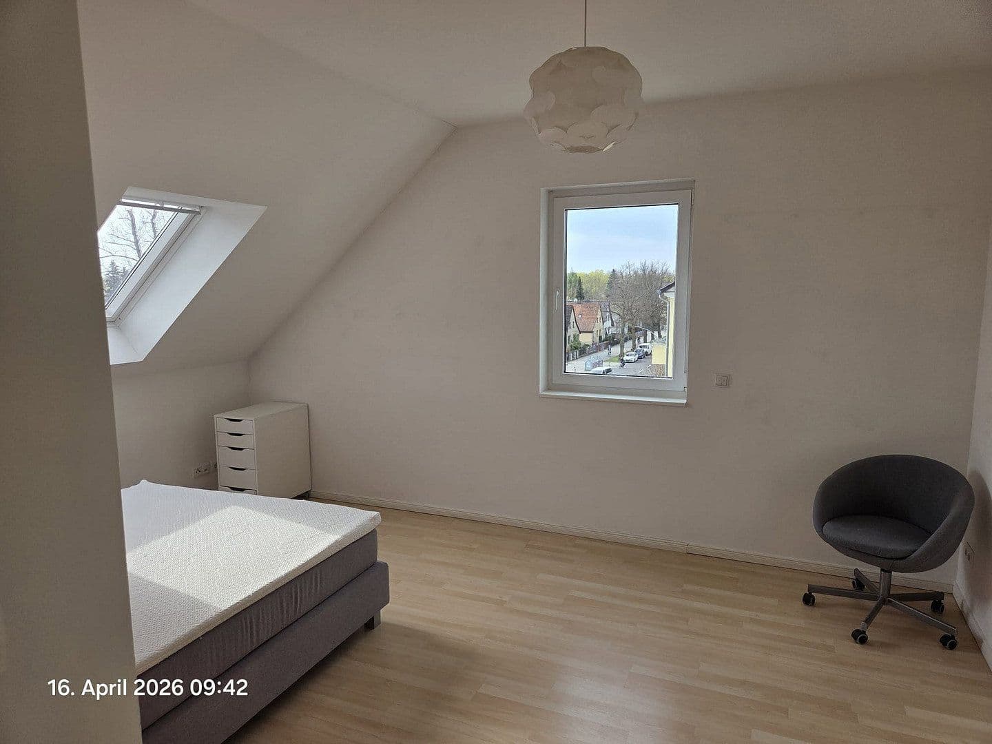 Prenájom bytu 4-izbový 126 m², Berlin, Berlín Prenájom bytu 4-izbový 126 m², Berlin, Berlín