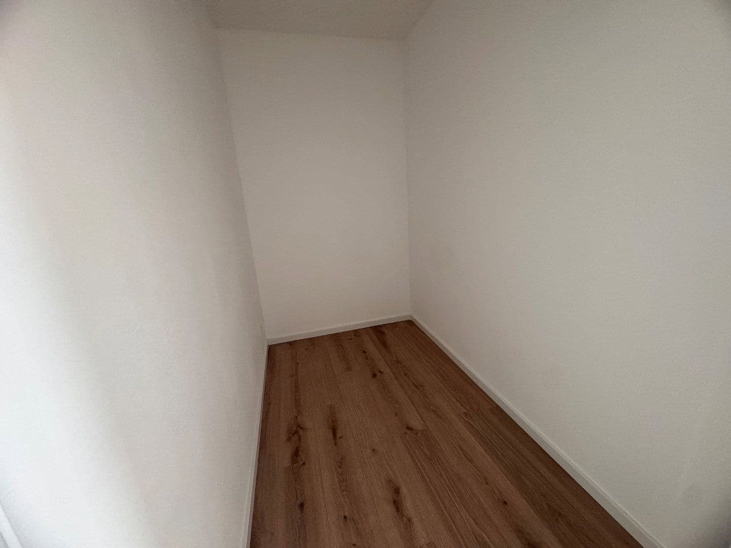 Prenájom bytu 3-izbový 81 m², Holbeinstraße 17, Nürnberg, Bavorsko Prenájom bytu 3-izbový 81 m², Holbeinstraße 17, Nürnberg, Bavorsko