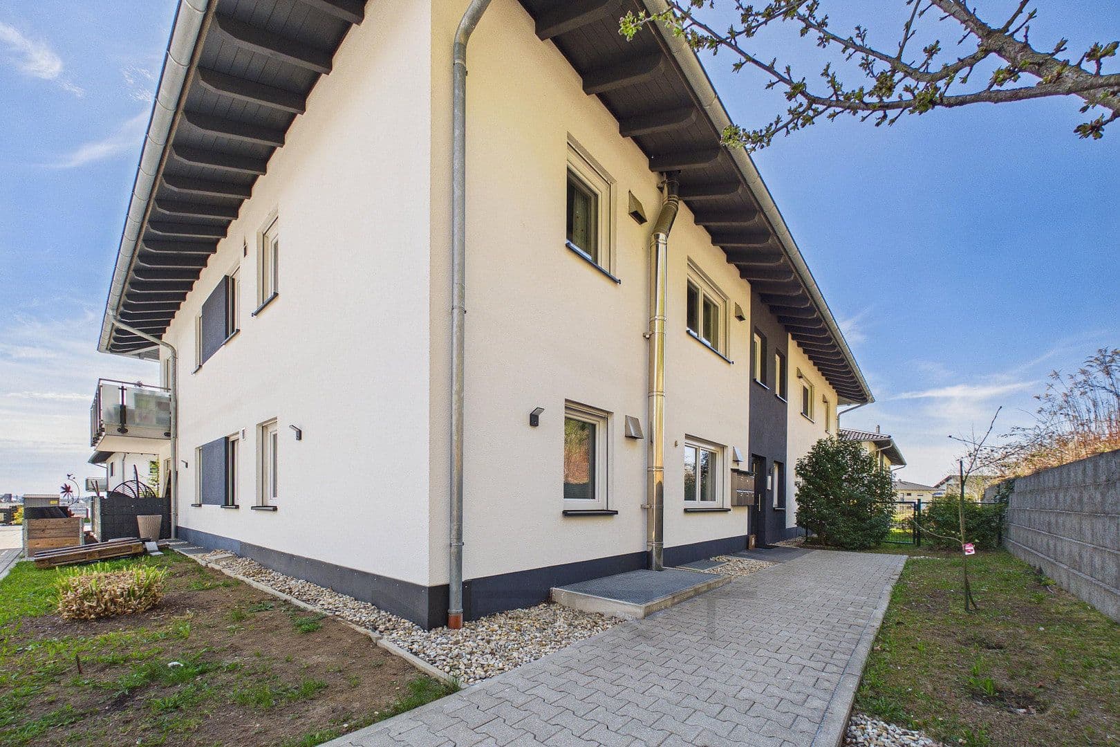 Predaj bytu 3-izbový 85 m², Wiesenweg 2, Hengersberg, Bavorsko Predaj bytu 3-izbový 85 m², Wiesenweg 2, Hengersberg, Bavorsko