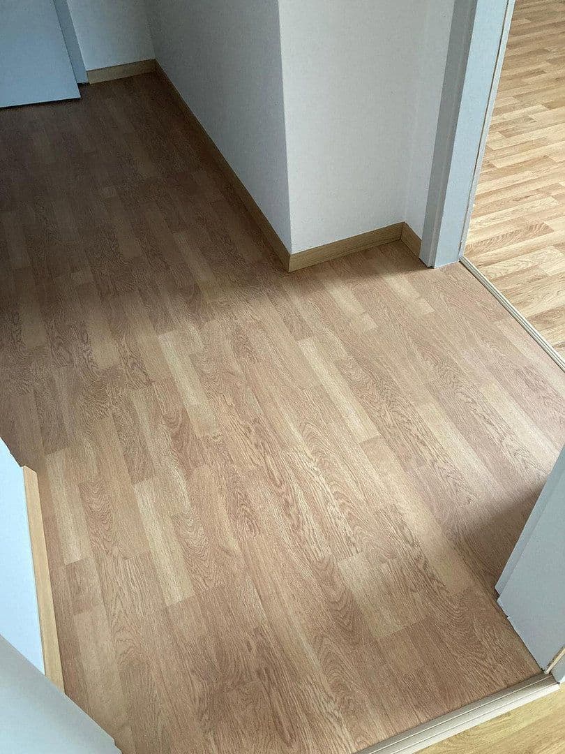 Prenájom bytu 2-izbový 70 m², Dora-Helene-Str. 1, Neukieritzsch, Sasko Prenájom bytu 2-izbový 70 m², Dora-Helene-Str. 1, Neukieritzsch, Sasko