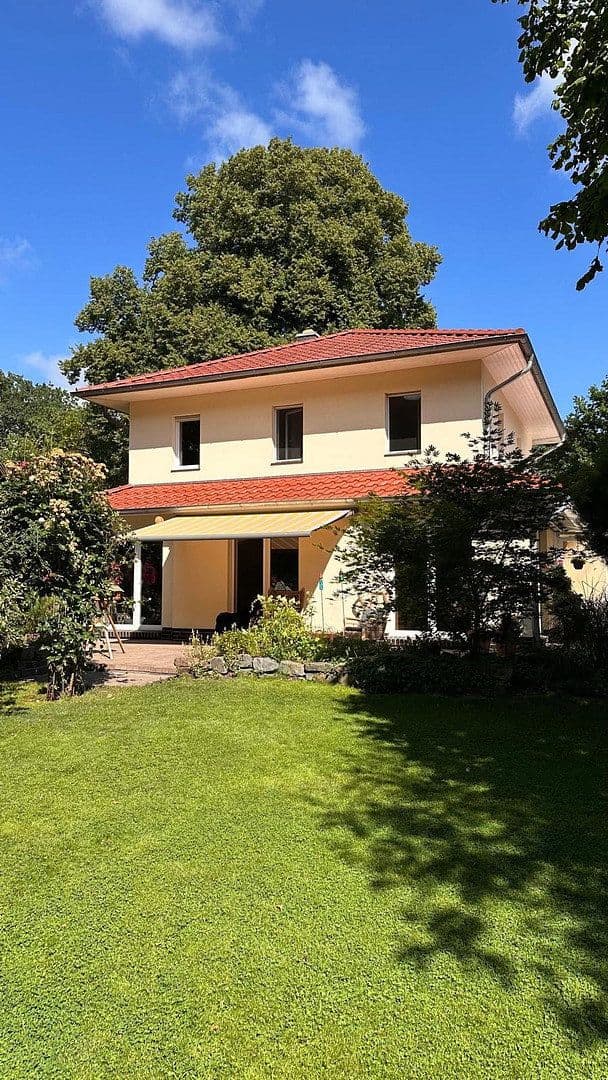 Predaj domu 149 m², pozemok 1.000 m², Hude (Oldenburg), Dolné Sasko Predaj domu 149 m², pozemok 1.000 m², Hude (Oldenburg), Dolné Sasko