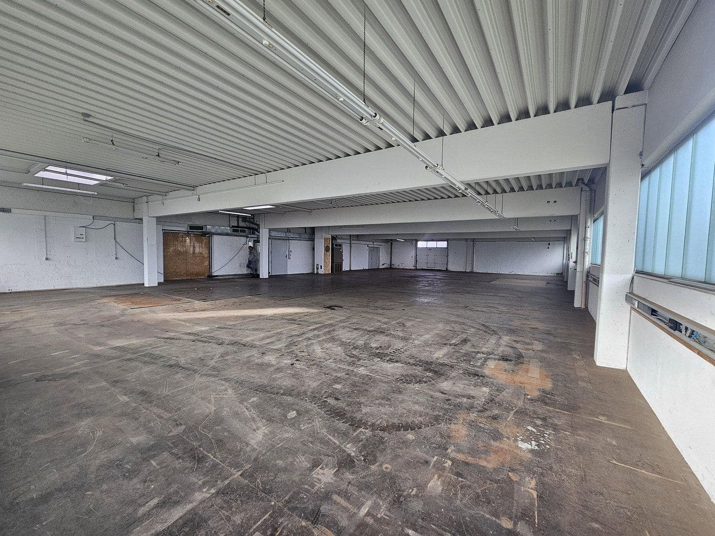 Prenájom nebytového priestoru 2.710 m², Müllergasse 1, Geislingen, Bádensko-Wurttembersko Prenájom nebytového priestoru 2.710 m², Müllergasse 1, Geislingen, Bádensko-Wurttembersko