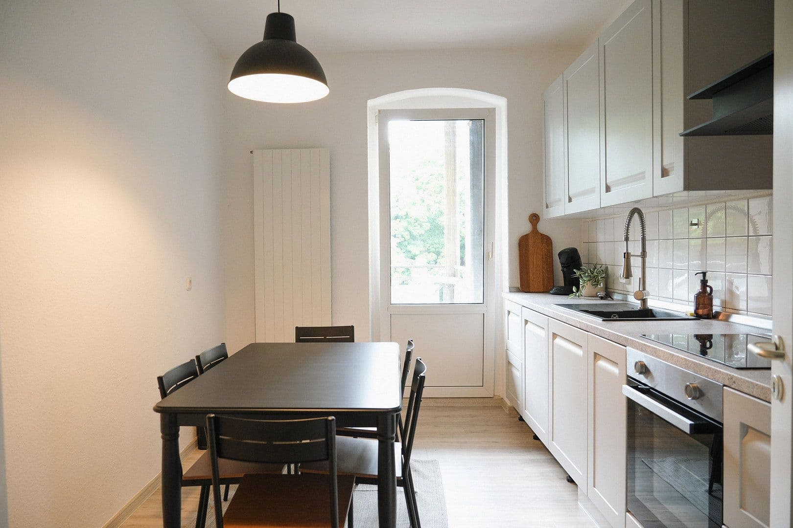 Prenájom bytu 3-izbový 94 m², Frankfrut Oder, Brandenbursko Prenájom bytu 3-izbový 94 m², Frankfrut Oder, Brandenbursko