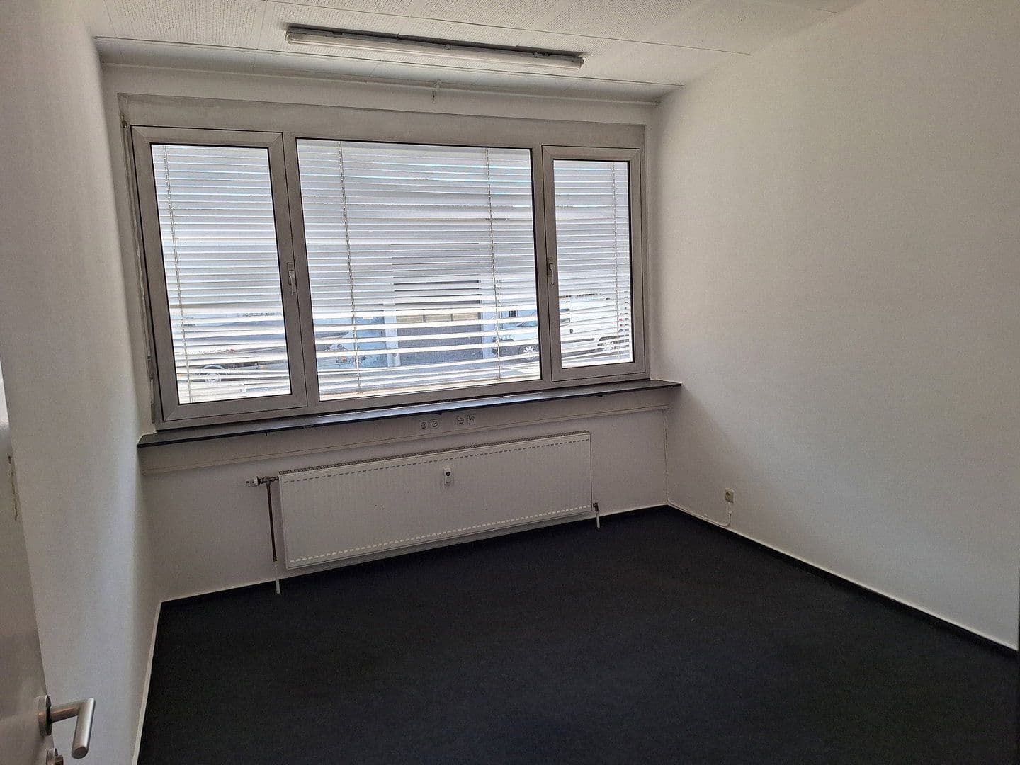 Prenájom kancelárie 22 m², Josef-Bautz-Straße 15, Hanau, Hesensko Prenájom kancelárie 22 m², Josef-Bautz-Straße 15, Hanau, Hesensko