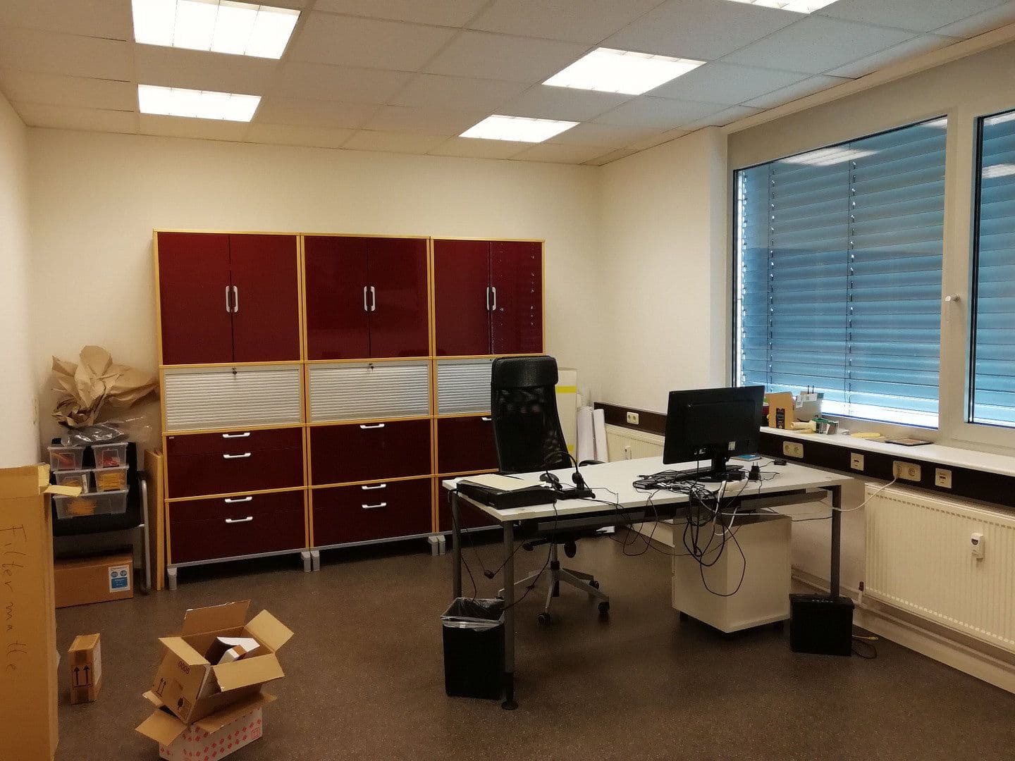 Prenájom kancelárie 22 m², Josef-Bautz-Straße 15, Hanau, Hesensko Prenájom kancelárie 22 m², Josef-Bautz-Straße 15, Hanau, Hesensko