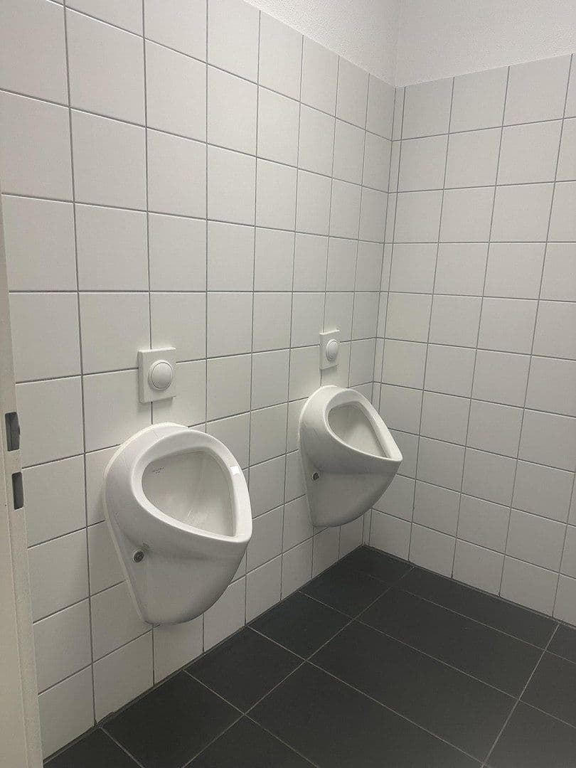 Prenájom kancelárie 168 m², Augsburg, Bavorsko Prenájom kancelárie 168 m², Augsburg, Bavorsko