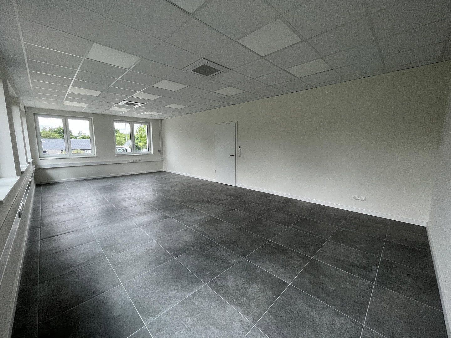Prenájom kancelárie 148 m², Dr.-Gildemeister-Str. 12, Scharbeutz, Šlezvicko-Holštajnsko Prenájom kancelárie 148 m², Dr.-Gildemeister-Str. 12, Scharbeutz, Šlezvicko-Holštajnsko