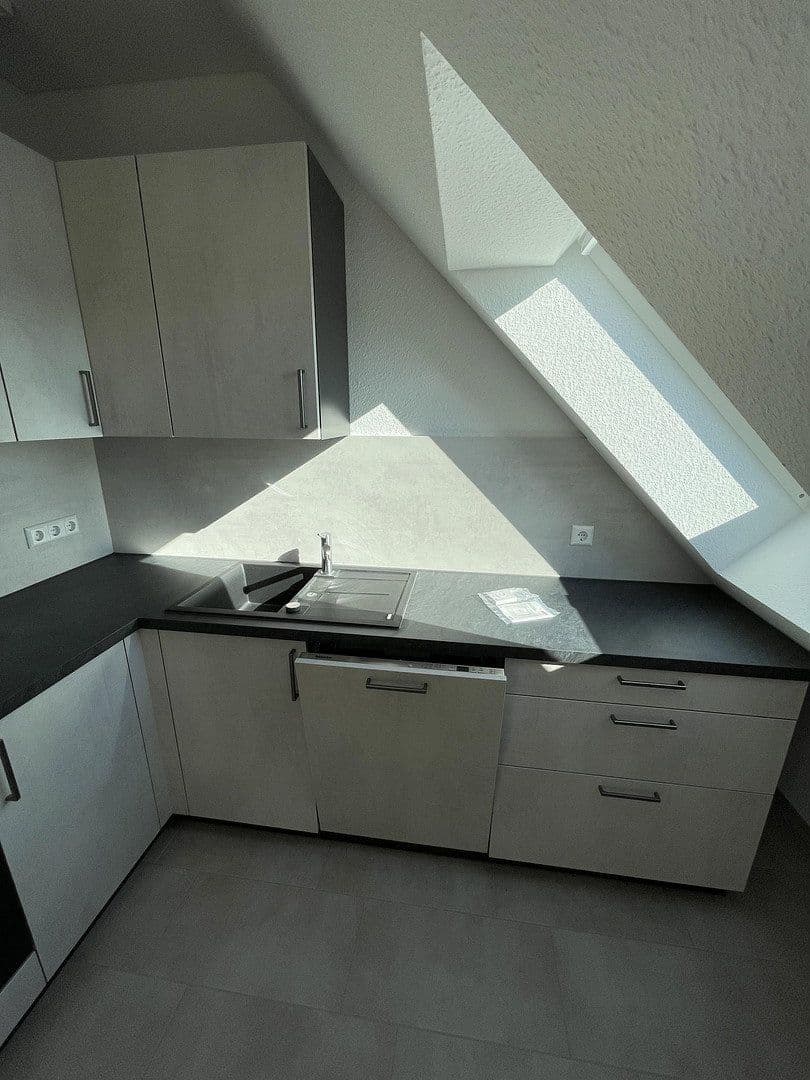 Prenájom bytu 3-izbový 85 m², Wiesenbach, Bádensko-Wurttembersko Prenájom bytu 3-izbový 85 m², Wiesenbach, Bádensko-Wurttembersko