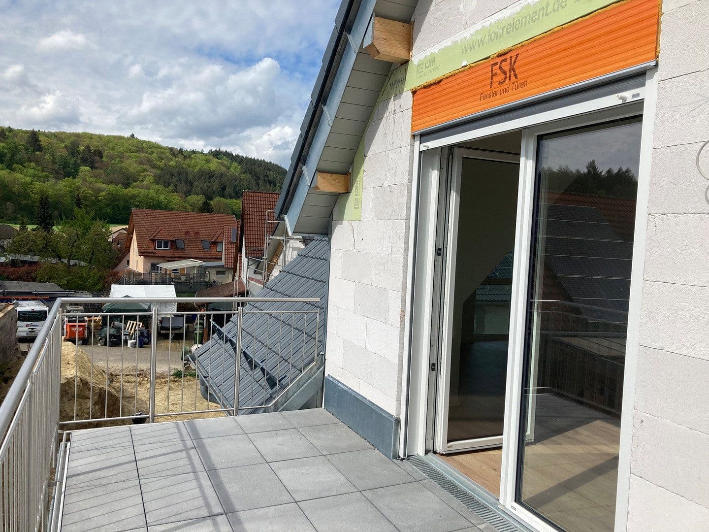 Prenájom bytu 3-izbový 85 m², Wiesenbach, Bádensko-Wurttembersko Prenájom bytu 3-izbový 85 m², Wiesenbach, Bádensko-Wurttembersko