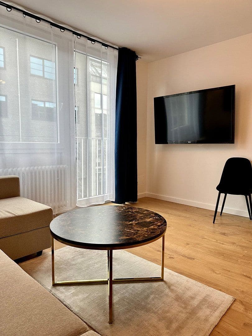 Prenájom bytu 1-izbový 28 m², Streitfeldstr., (Berg-am-Laim), München, Bavorsko Prenájom bytu 1-izbový 28 m², Streitfeldstr., (Berg-am-Laim), München, Bavorsko