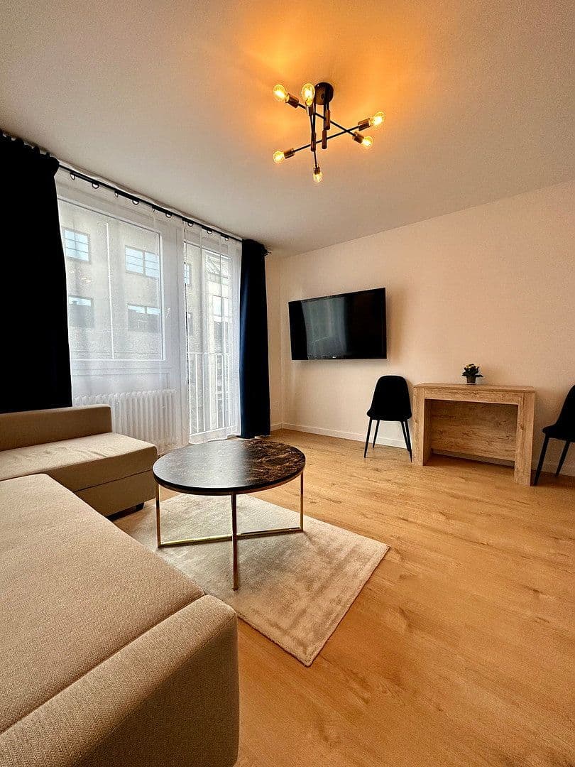 Prenájom bytu 1-izbový 28 m², Streitfeldstr., (Berg-am-Laim), München, Bavorsko Prenájom bytu 1-izbový 28 m², Streitfeldstr., (Berg-am-Laim), München, Bavorsko