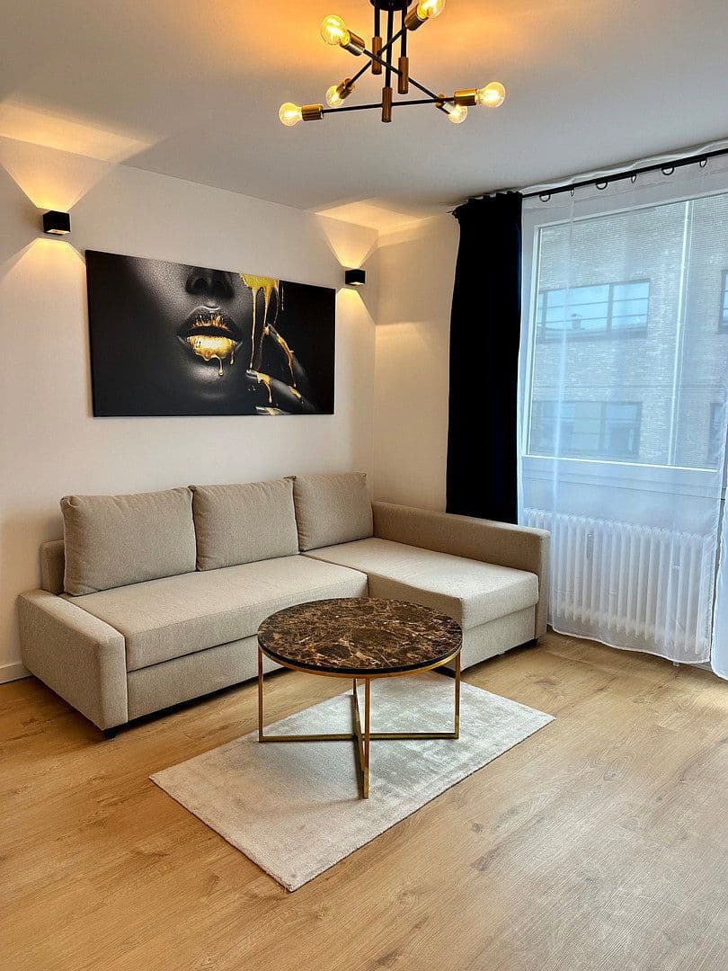 Prenájom bytu 1-izbový 28 m², Streitfeldstr., (Berg-am-Laim), München, Bavorsko Prenájom bytu 1-izbový 28 m², Streitfeldstr., (Berg-am-Laim), München, Bavorsko