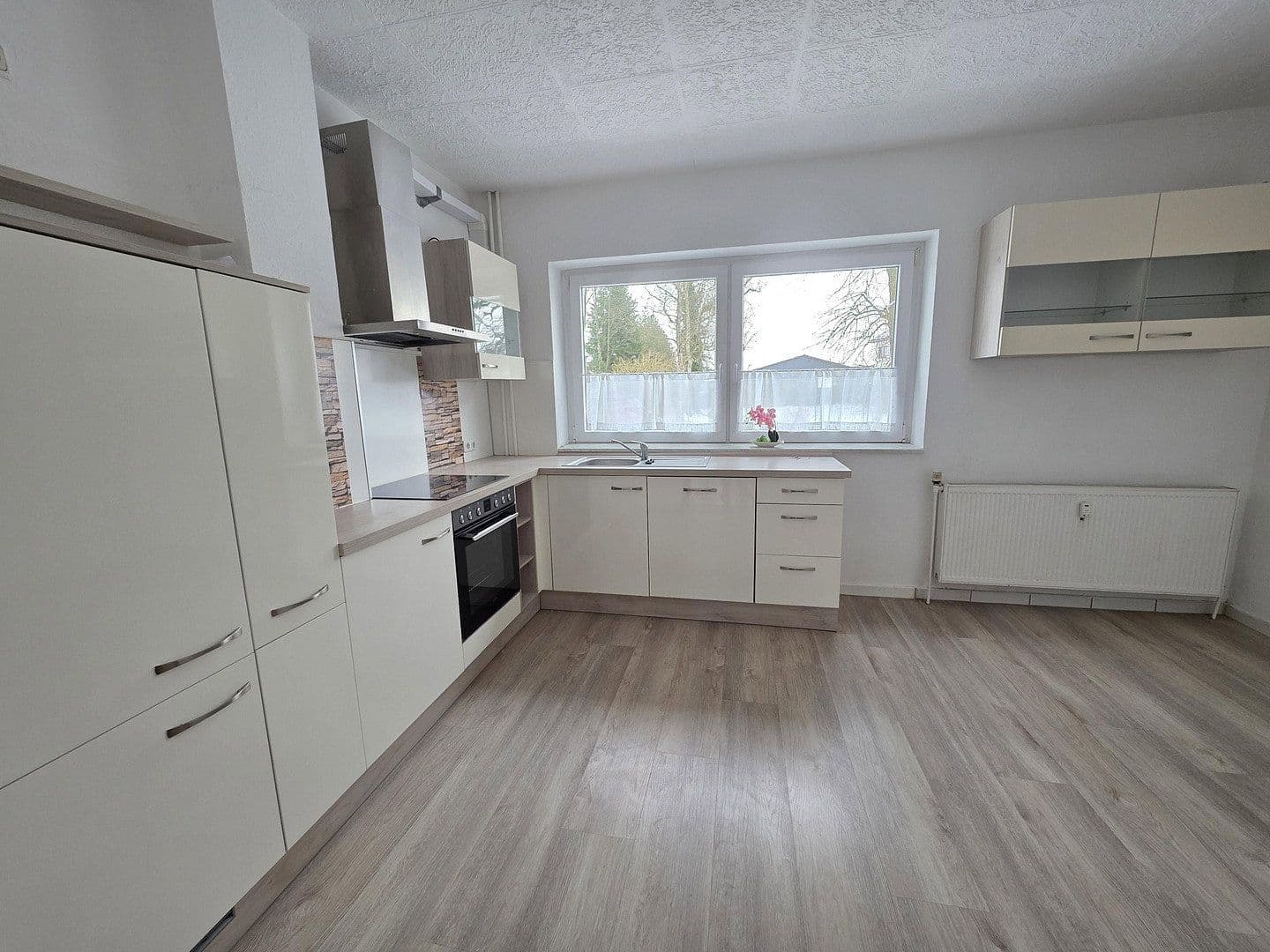 Prenájom bytu 4-izbový 100 m², Hohenlockstedt, Šlezvicko-Holštajnsko Prenájom bytu 4-izbový 100 m², Hohenlockstedt, Šlezvicko-Holštajnsko