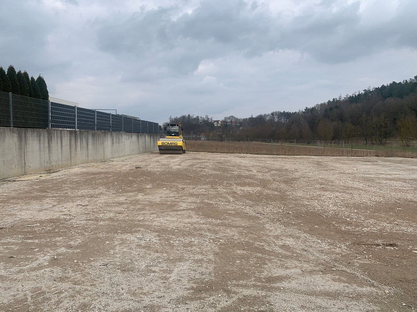 Prenájom nebytového priestoru 3.000 m², Elsbethenring 20, Pfeffenhausen, Bavorsko Prenájom nebytového priestoru 3.000 m², Elsbethenring 20, Pfeffenhausen, Bavorsko