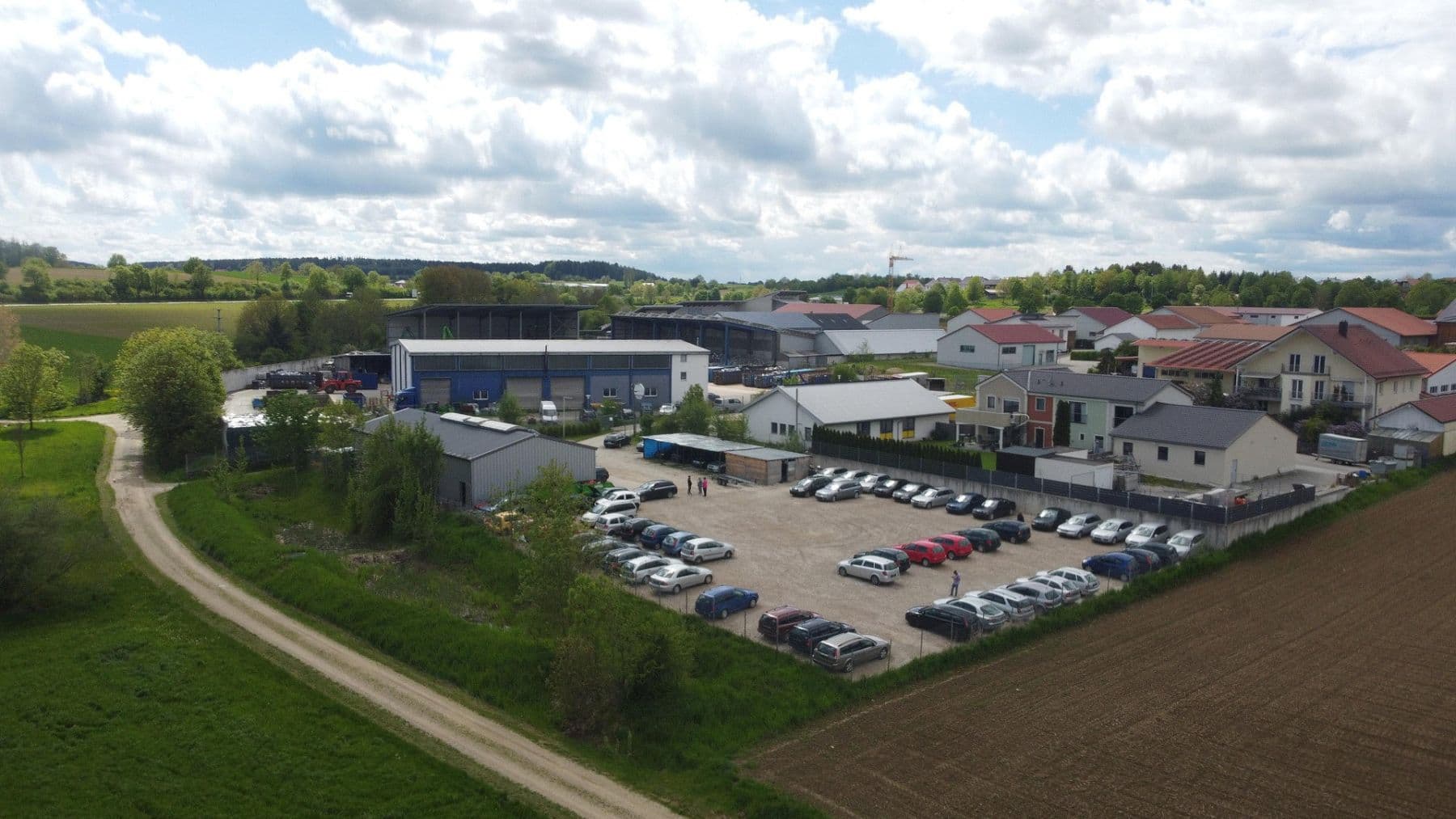 Prenájom nebytového priestoru 3.000 m², Elsbethenring 20, Pfeffenhausen, Bavorsko Prenájom nebytového priestoru 3.000 m², Elsbethenring 20, Pfeffenhausen, Bavorsko