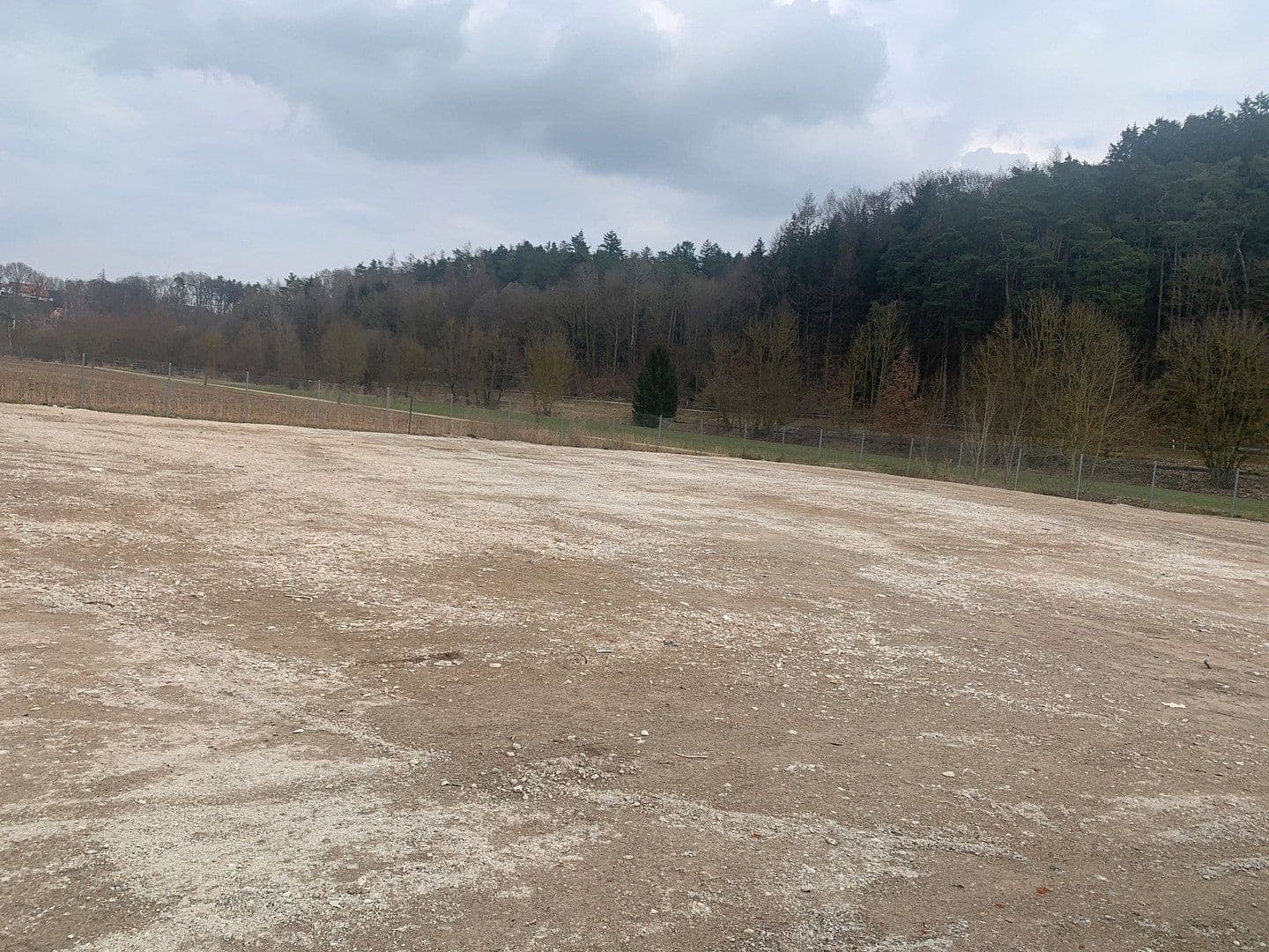 Prenájom nebytového priestoru 3.000 m², Elsbethenring 20, Pfeffenhausen, Bavorsko Prenájom nebytového priestoru 3.000 m², Elsbethenring 20, Pfeffenhausen, Bavorsko