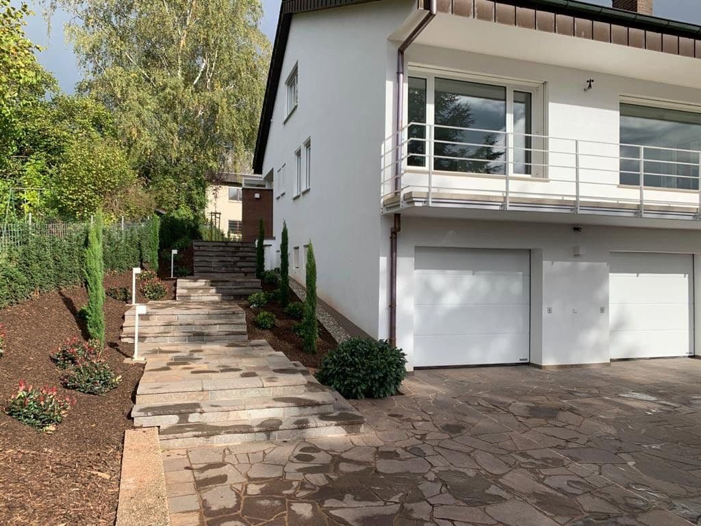 Prenájom domu 300 m², pozemok 1.899 m², Bürgstadt, Bavorsko Prenájom domu 300 m², pozemok 1.899 m², Bürgstadt, Bavorsko