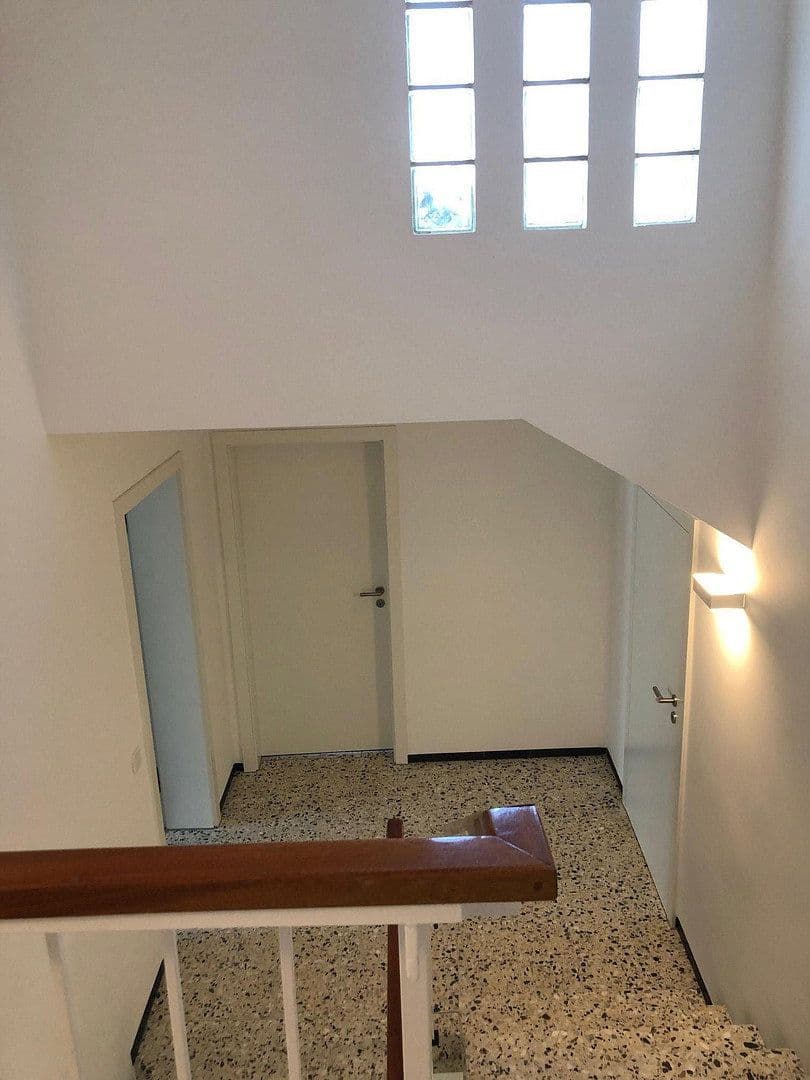 Prenájom domu 300 m², pozemok 1.899 m², Bürgstadt, Bavorsko Prenájom domu 300 m², pozemok 1.899 m², Bürgstadt, Bavorsko