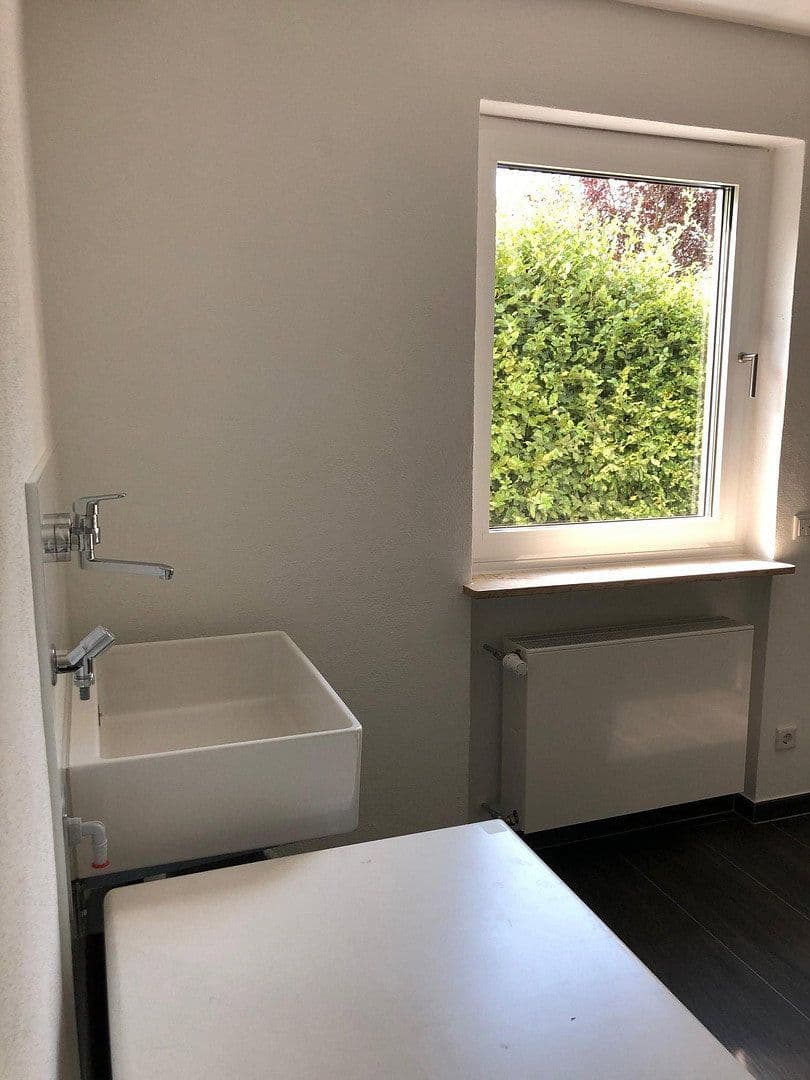 Prenájom domu 300 m², pozemok 1.899 m², Bürgstadt, Bavorsko Prenájom domu 300 m², pozemok 1.899 m², Bürgstadt, Bavorsko