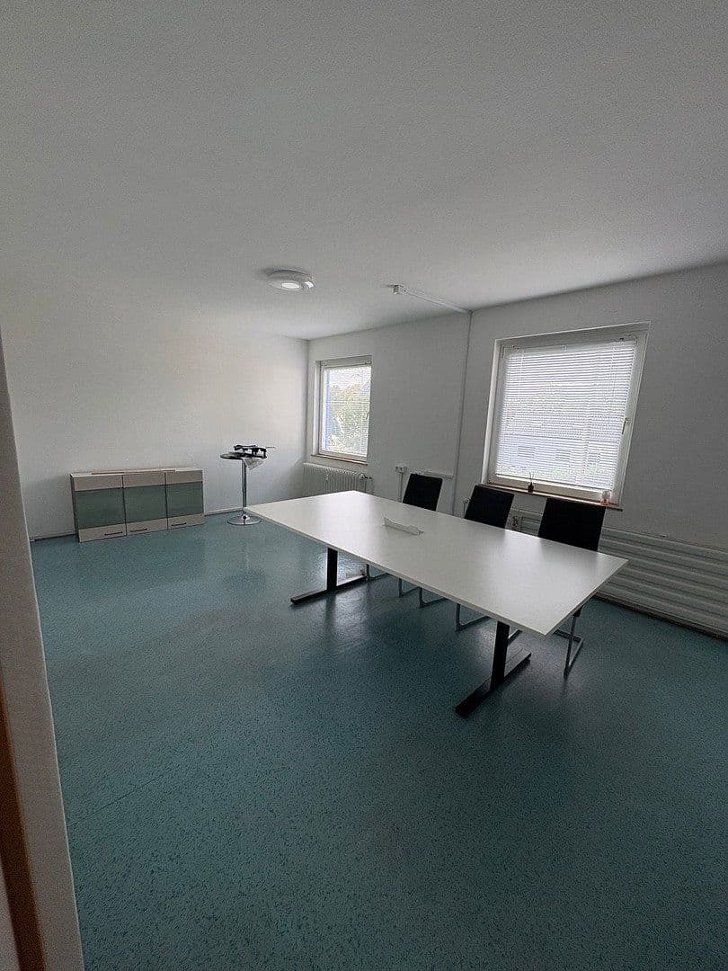 Prenájom kancelárie 103 m², Kaltenherberg, Burscheid, Severné Porýnie - Westfálsko Prenájom kancelárie 103 m², Kaltenherberg, Burscheid, Severné Porýnie - Westfálsko