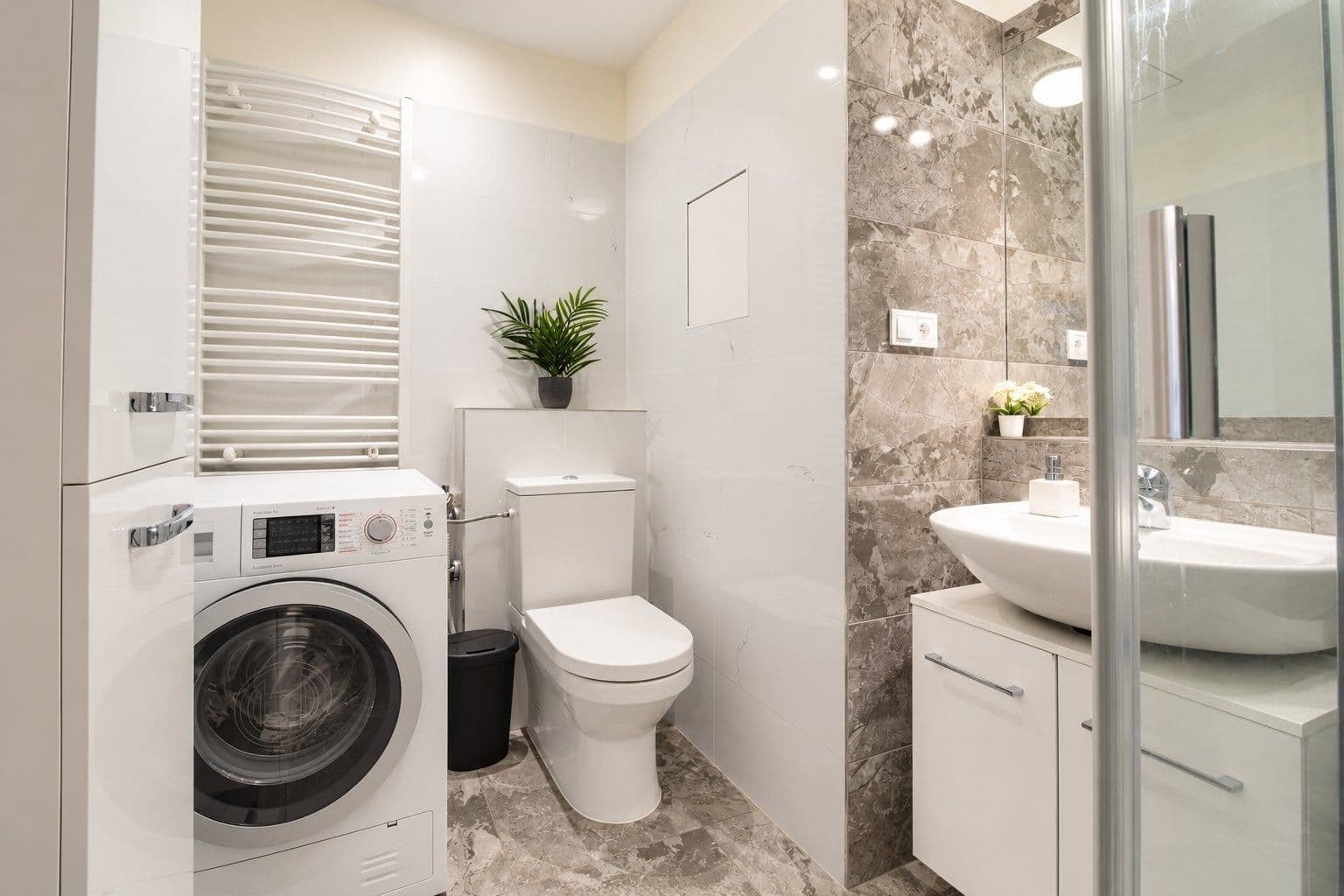Prenájom bytu 2-izbový 62 m², Březenská, Praha, Praha Prenájom bytu 2-izbový 62 m², Březenská, Praha, Praha
